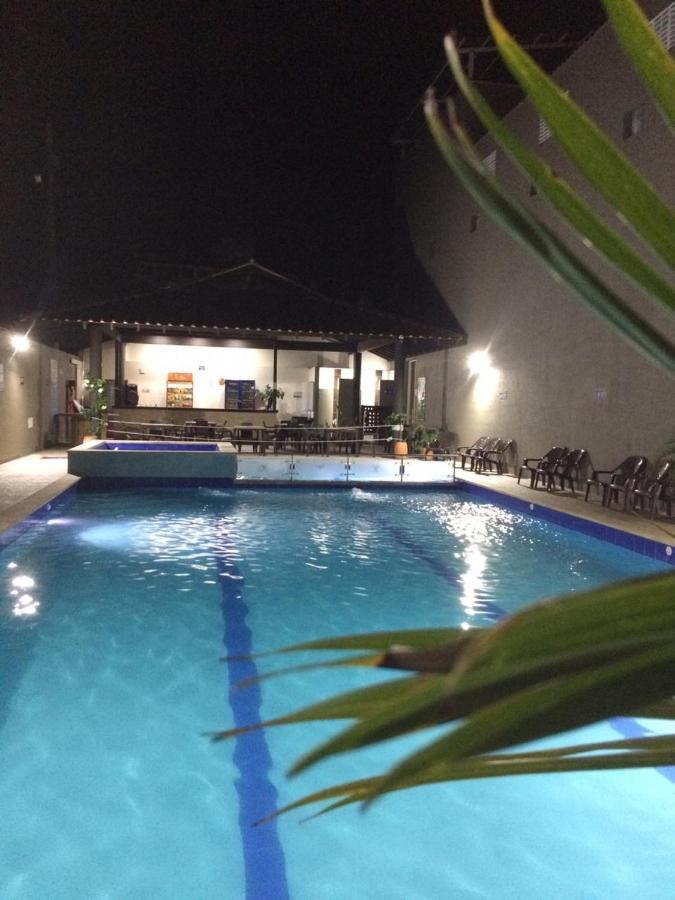 La Villa Descanso Hotel Villeta Bagian luar foto