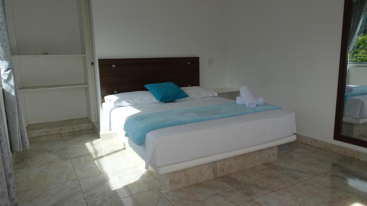 La Villa Descanso Hotel Villeta Bagian luar foto